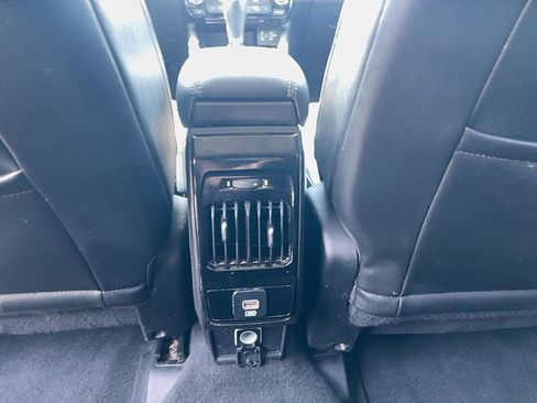 Used 2022 Jeep Compass Limited image 25