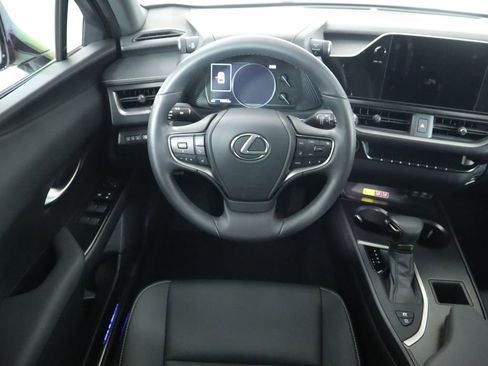 Certified 2024 Lexus UX 250h FWD image 10