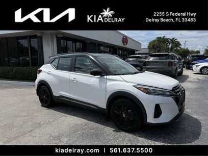 Used 2021 Nissan Kicks SR