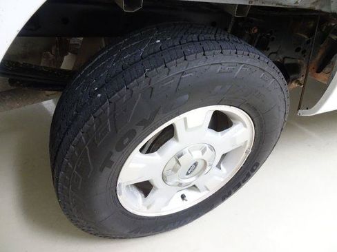 Used 2013 Ford F150 XL w/ Mid Equipment Group RWD image 7