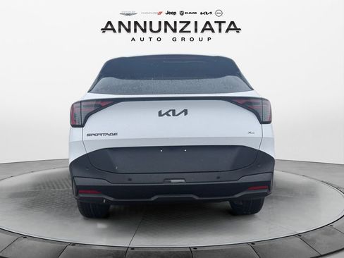 New 2026 Kia Sportage X-Line w/ X-Line Premium Package AWD/4WD image 4