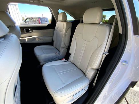 Used 2021 Kia Sorento EX w/ Panoramic Sunroof Package AWD/4WD image 25