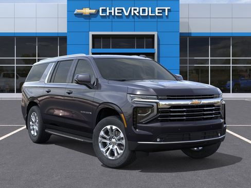 New 2026 Chevrolet Suburban LT w/ Comfort Package AWD/4WD image 7