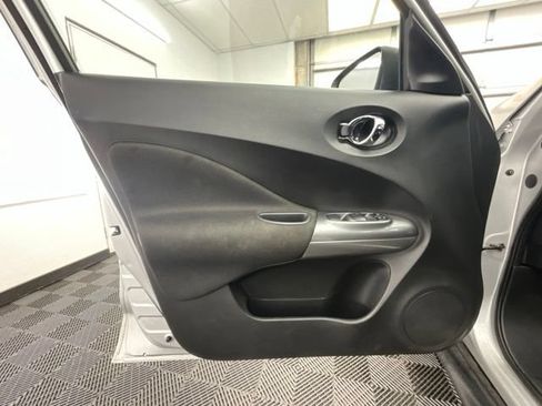 Used 2017 Nissan Juke SV FWD image 9