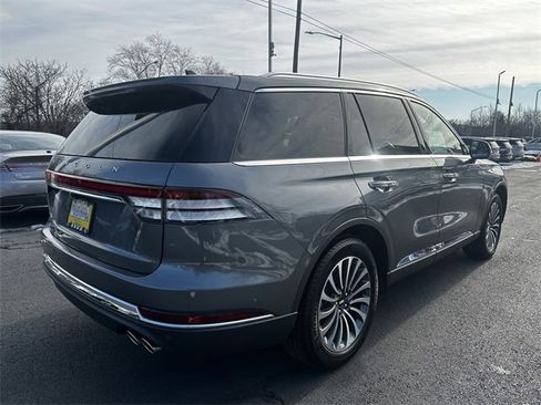 Certified 2023 Lincoln Aviator Reserve w/ Equipment Group 201A image 5