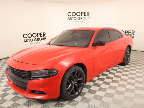 Used 2022 Dodge Charger SXT w/ Blacktop Package image 10