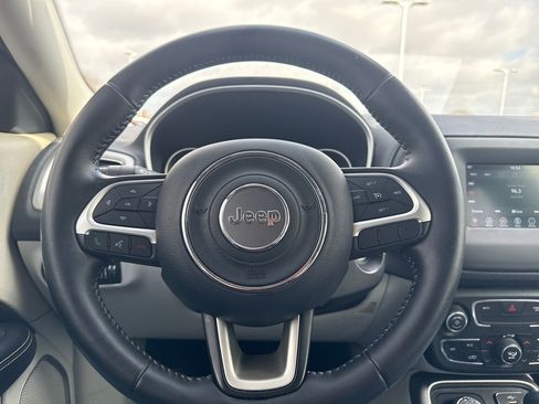Used 2019 Jeep Compass Latitude AWD/4WD image 15