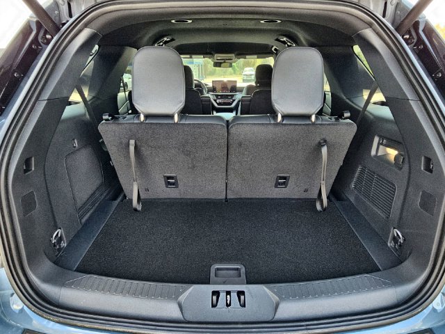 New 2026 Ford Explorer ST-Line w/ ST-Line Street Pack RWD image 15