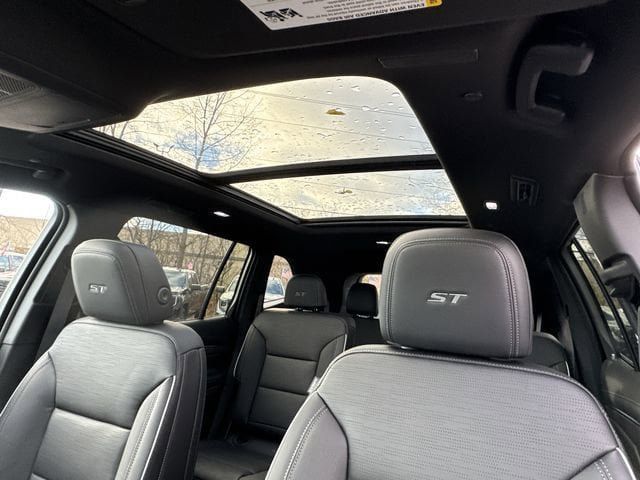 New 2026 Buick Enclave Sport Touring w/ Power Package AWD/4WD image 22