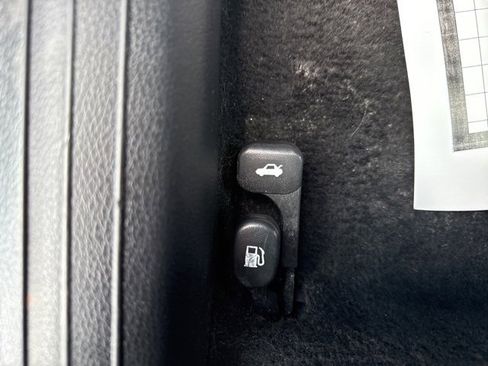 Used 2023 Kia Forte LXS image 18