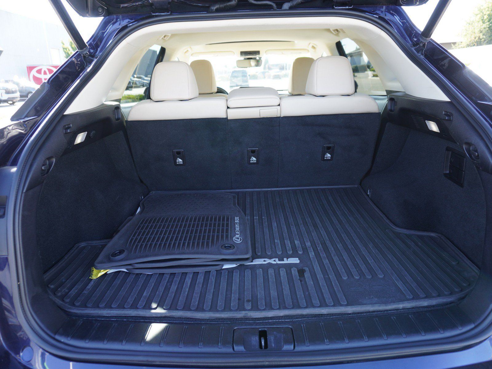 Used 2022 Lexus RX 350 FWD w/ Premium Package image 11