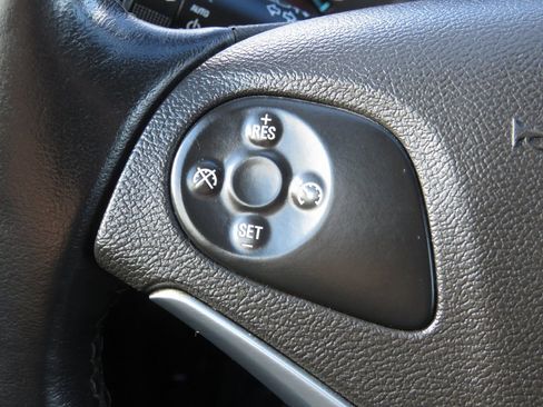 Used 2016 Chevrolet Impala LT w/ Convenience Package image 22