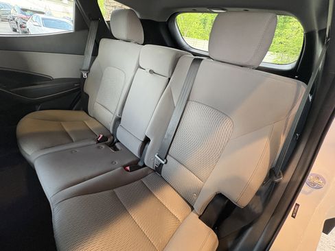 Used 2018 Hyundai Santa Fe Sport FWD image 23