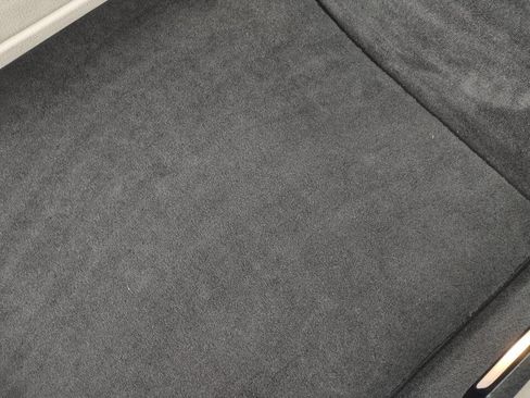 Used 2014 BMW 740Li image 40