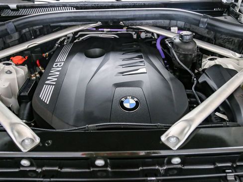 Certified 2024 BMW X5 sDrive40i w/ Premium Package RWD image 29