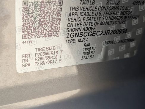 Used 2018 Chevrolet Suburban LS RWD image 22
