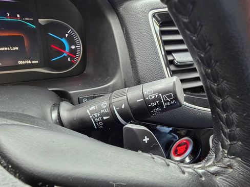 Used 2020 Honda Pilot Touring image 18