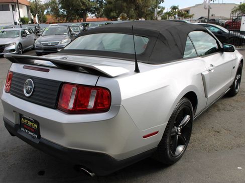 Used 2011 Ford Mustang GT Premium RWD image 30