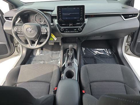 Used 2021 Toyota Corolla SE image 9
