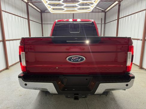Used 2017 Ford F250 Lariat w/ Lariat Ultimate Package AWD/4WD image 5