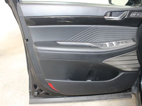 Used 2024 Hyundai Palisade Calligraphy image 17