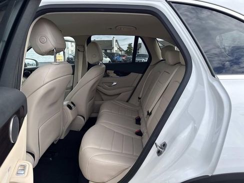 Used 2022 Mercedes-Benz GLC 300 GLC 300 image 12