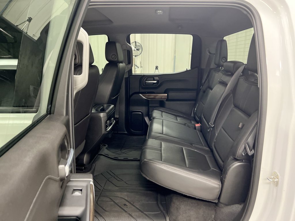 Used 2022 Chevrolet Silverado 1500 RST w/ Z71 Off-Road Package AWD/4WD image 22