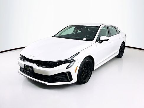 Used 2025 Kia K5 LXS image 3