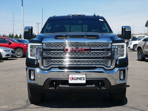 Used 2021 GMC Sierra 3500 SLT w/ SLT Premium Package AWD/4WD image 2