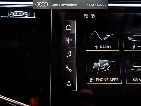 Used 2023 Audi Q7 3.0T Premium Plus w/ Premium Plus Package AWD/4WD image 35