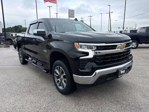 Used 2025 Chevrolet Silverado 1500 LT w/ Texas Edition Plus RWD image 8