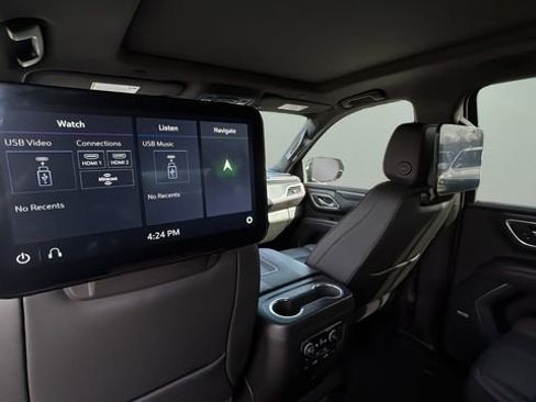 Used 2021 Chevrolet Tahoe RST w/ Luxury Package image 37