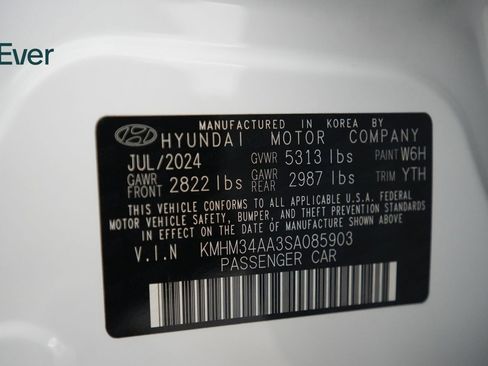 Used 2025 Hyundai Ioniq 6 SEL RWD image 29