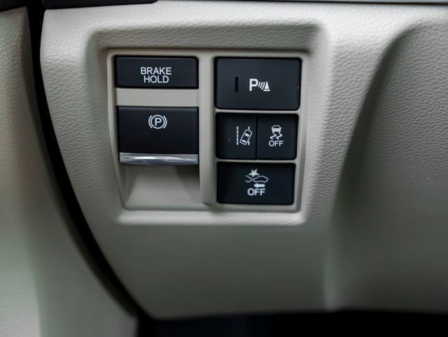 Used 2020 Acura MDX w/ Technology Package AWD/4WD image 29