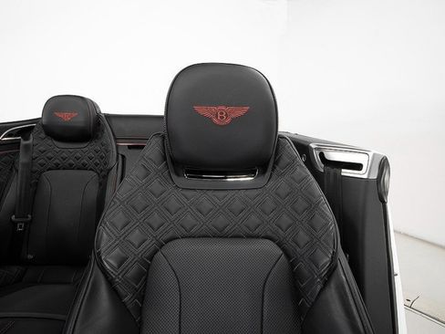 Used 2020 Bentley Continental GT image 4