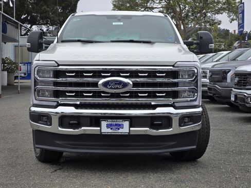 New 2026 Ford F250 Lariat w/ Lariat Ultimate Package image 3