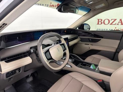 Certified 2024 Lincoln Nautilus Premier AWD/4WD image 12
