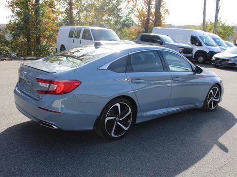 Used 2022 Honda Accord Sport Special Edition image 6