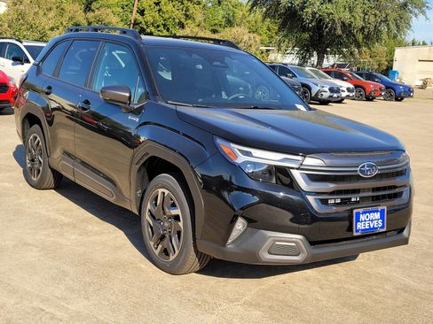 New 2025 Subaru Forester Limited image 15