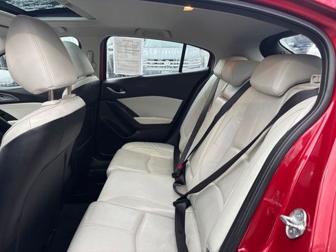 Used 2017 MAZDA MAZDA3 Grand Touring image 14