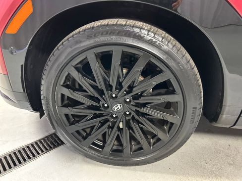 Used 2024 Hyundai Santa Fe Calligraphy image 9