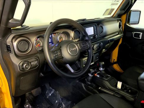 Used 2021 Jeep Wrangler Sport image 18