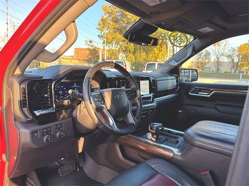 Certified 2024 Chevrolet Silverado 1500 LT Trail Boss w/ Convenience Package II image 10