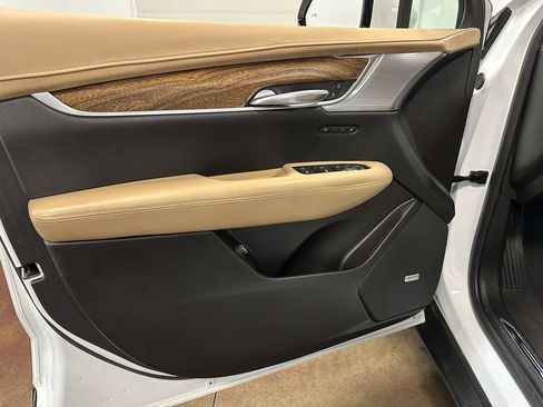 Used 2023 Cadillac XT5 Sportv w/ Platinum Package AWD/4WD image 60