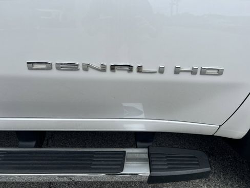 Used 2022 GMC Sierra 2500 Denali w/ Denali Ultimate Package image 7