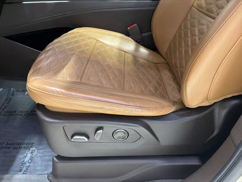 Used 2021 Cadillac Escalade Sport w/ LPO, ONYX Package AWD/4WD image 10