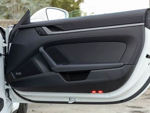 Certified 2024 Porsche 911 Targa 4S image 72