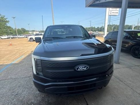 Used 2025 Ford F150 Lightning XLT AWD/4WD image 2
