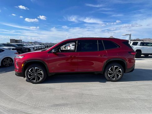 Used 2026 Buick Enclave Sport Touring w/ Power Package FWD image 5