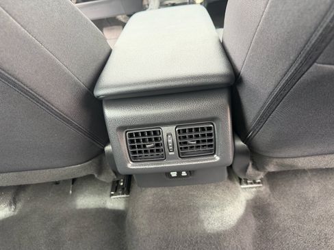 Used 2025 Toyota Camry LE FWD image 12